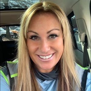 Meet your Posher, Tera